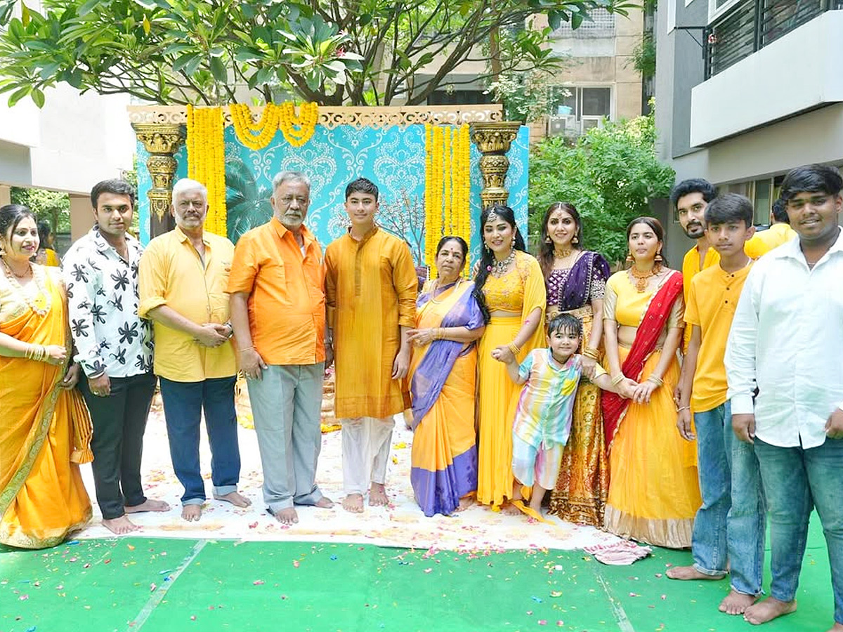 Serial Actress Manjula Paritala Shares Son Akshaj Dhothi Function Pictures On Social Media15
