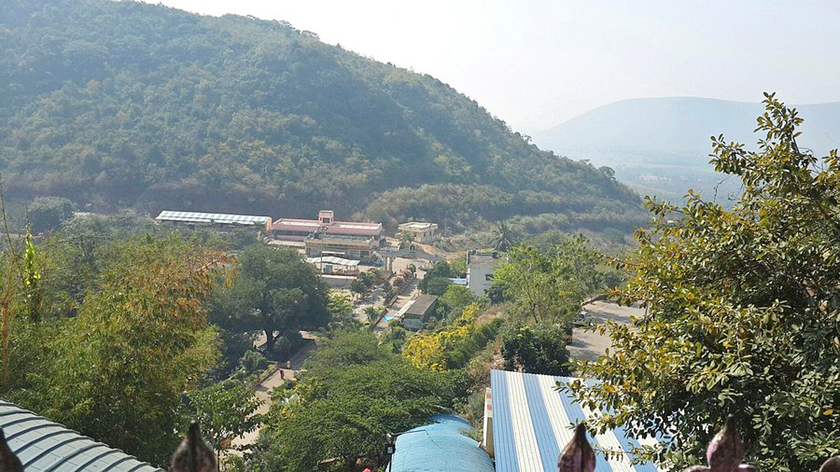 Talupulamma Lova Temple in Kakinada district9