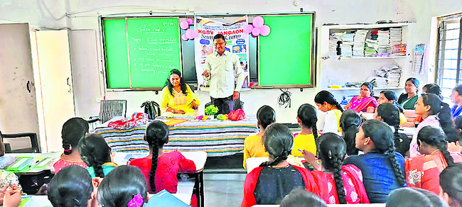 వైభవంగా అష్టదళ పాద పద్మారాధన
2