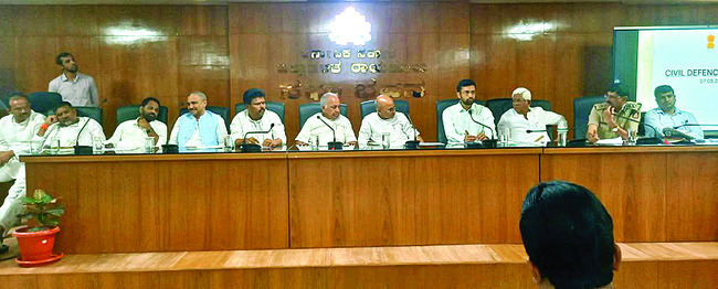 మాక్ డ్రిల్కు ఏర్పాట్లు చేయండి1