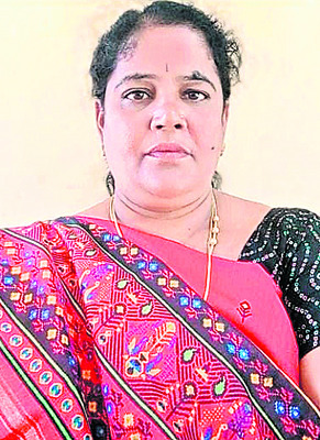 కుట్టు..ఉపాధికి పడేనా మెట్టు 5