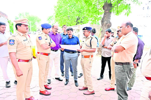 సుందరీమణుల పర్యటనకు పకడ్బందీ ఏర్పాట్లు1
