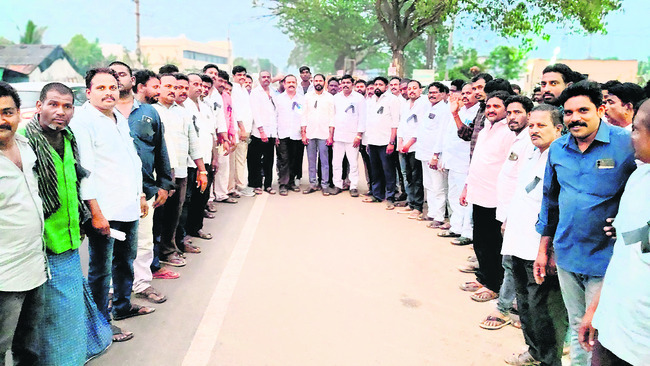 కలం గళంపై కక్ష సాధింపు1