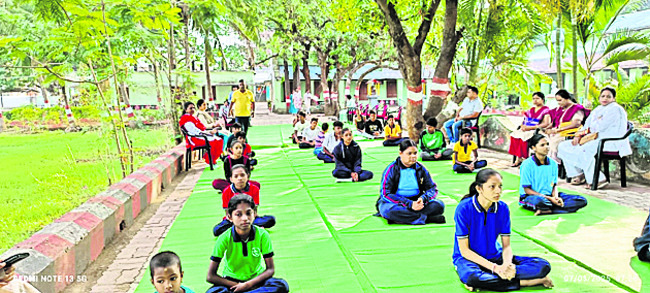 యోగాతో మానసిక ఉల్లాసం 2