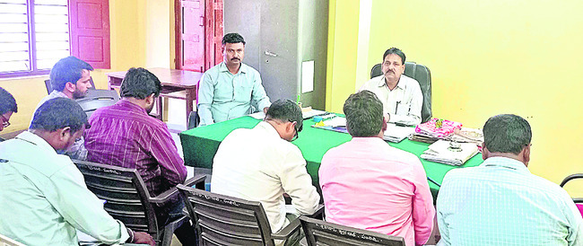 తాగునీటికి    సమస్యలు రావొద్దు 
3