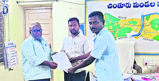 గళమెత్తిన జర్నలిస్టు సంఘాలు2