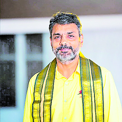 పదవి కోసం ఫైట్‌..!1