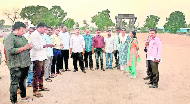 ‘గ్రేటర్’ పరిధిలో జోరుగా మట్టి, మొరం దందా4
