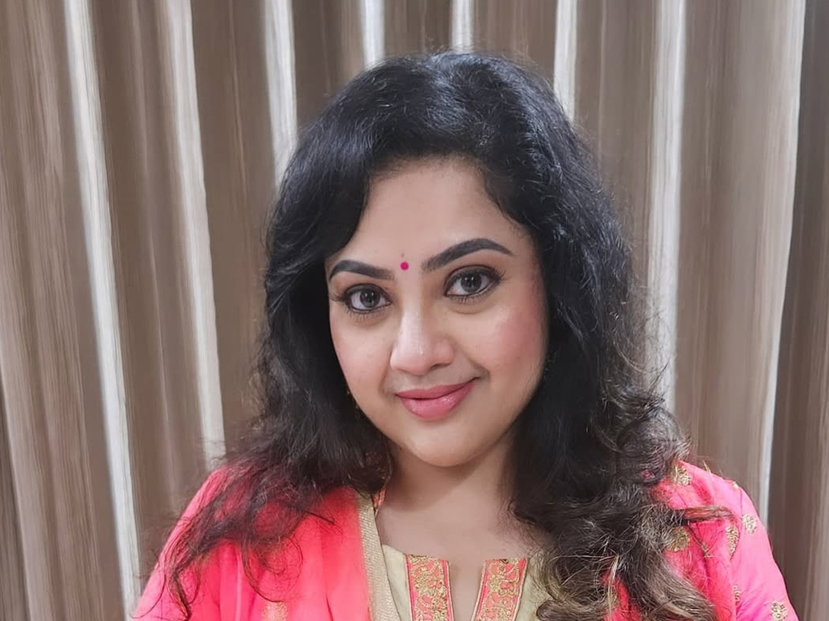 Actress Meena Enjoyed At friend wedding Photos4