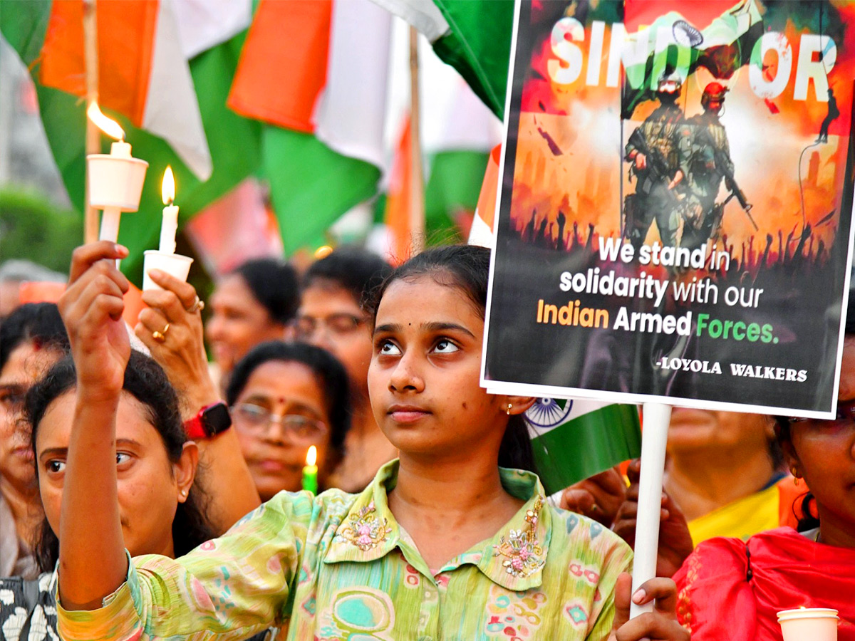 Candle light support of the Indian Army in Vijayawada Photos5