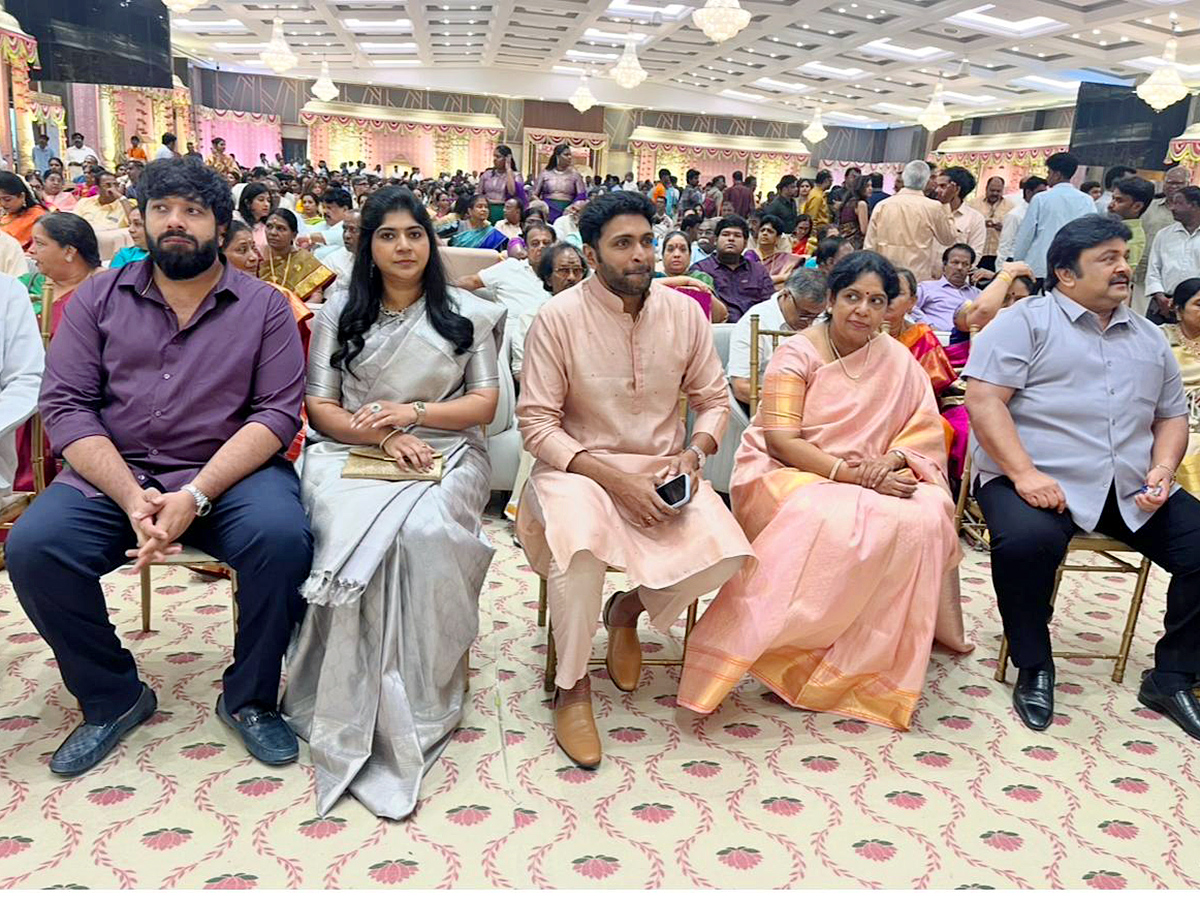 Dr IshariK Ganesh Daughter Preethaa Weds Lushvin Kumar Wedding Ceremony8