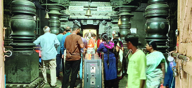 దక్షిణ కాశీ.. హరిహరేశ్వరాలయం5