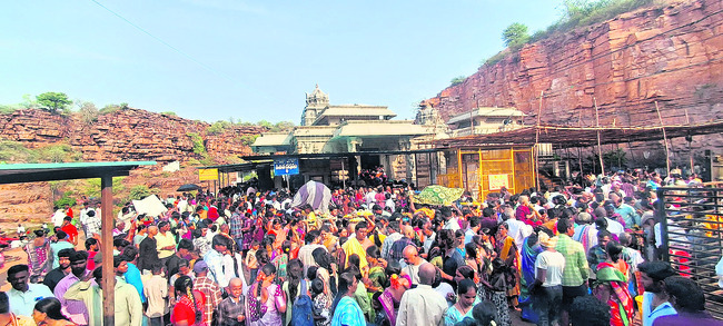 మద్దిలేటయ్య కిటకిట 1