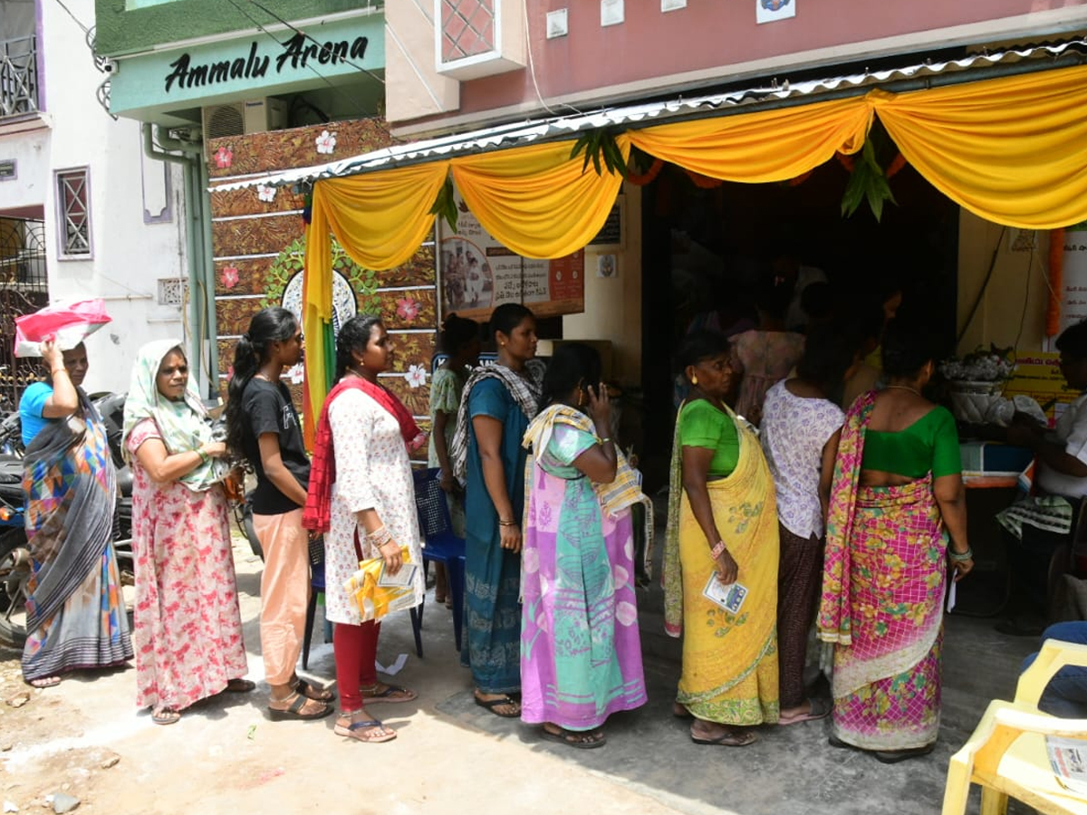 andrapradesh government stops ration door delivery19