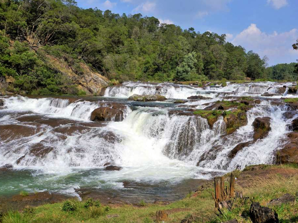Have you seen these waterfalls in the tamilnadu3