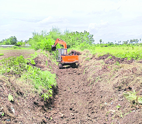సాగునీటి విడుదలపై సందిగ్ధం 1