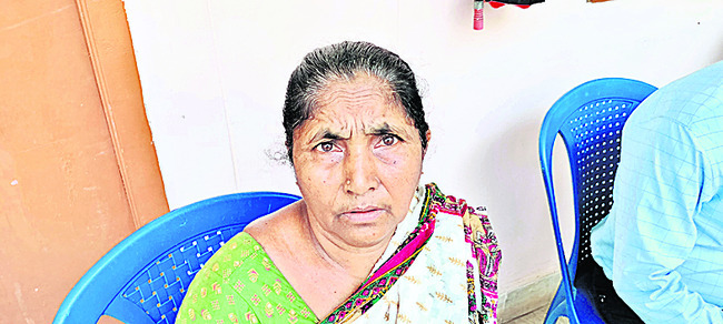 మళ్లీ.. మళ్లీ కలెక్టరేట్కే.. 1