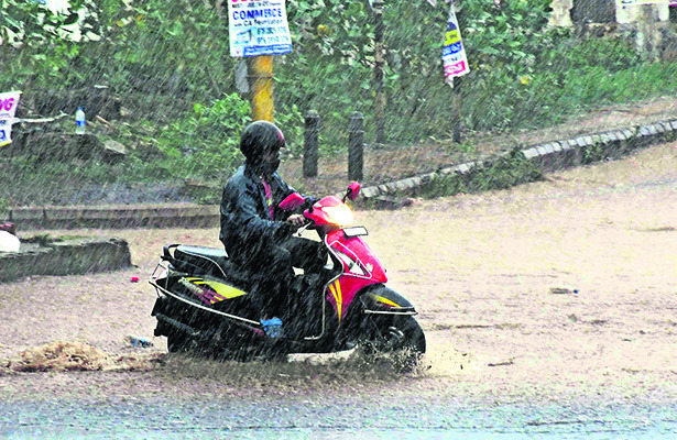 బెంగళూరులో తిరిగొచ్చిన వాన 3