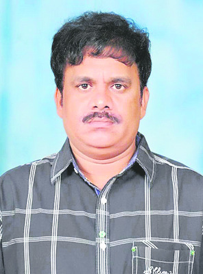 ‘సాక్షి’పై దాడులు ఆపాలి1