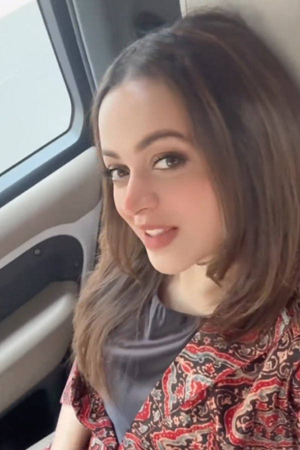 Actress Bhavana Shares Latest pictures On SOcial Media 8