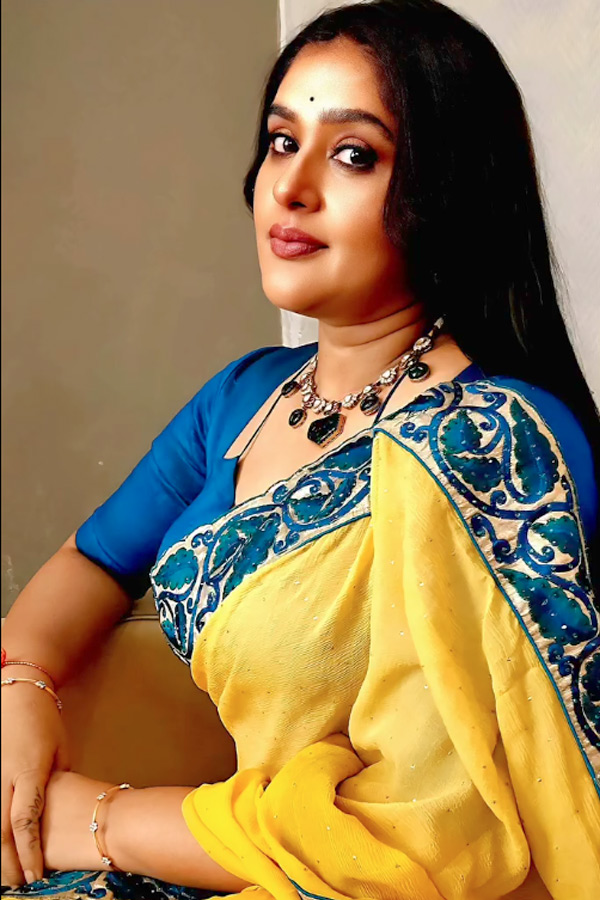 Bigg Boss Season 5 Shailaja Priya Shares Inspiring Wishes To Son Birthday On Social Media10