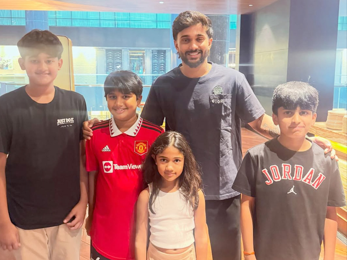 Hero Allu Arjun WIfe Allu Sneha Remembers Summer Days Photos5