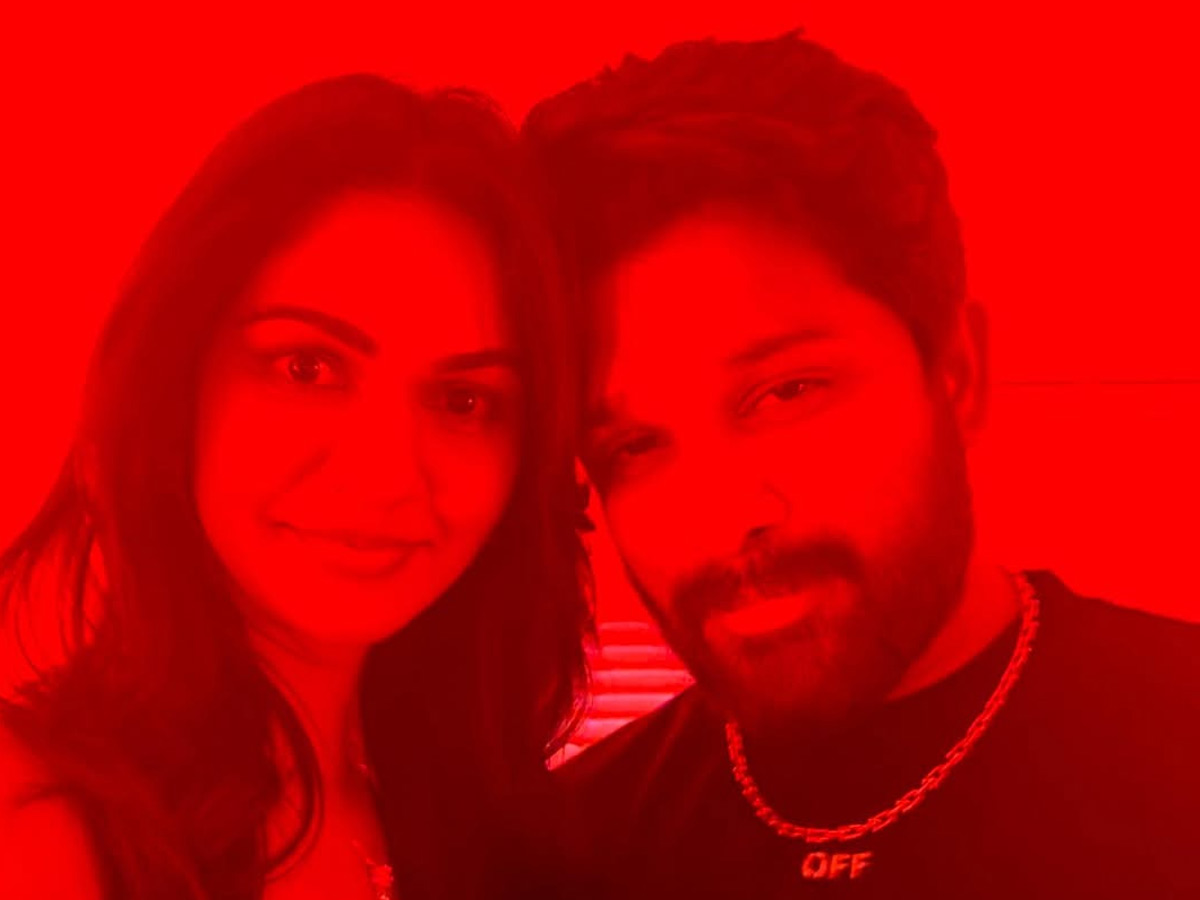 Hero Allu Arjun WIfe Allu Sneha Remembers Summer Days Photos7