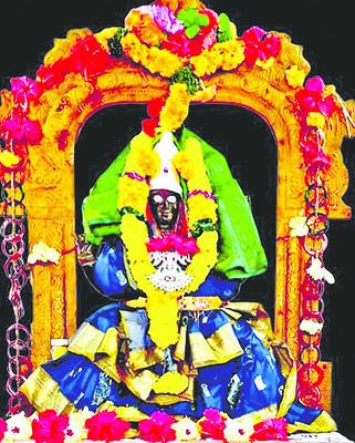 ఉర్వేళమ్మ ఉత్సవం.. సకల జనుల సంబరం 1