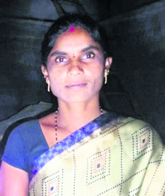 బావిలో పడి మహిళ మృతి 
1