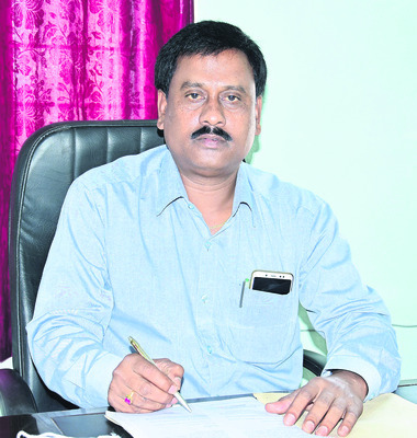 సమస్యల ఒడిలో సర్కారు బడి2