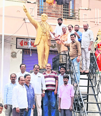 సాక్షిపై దాడి..కొమ్మినేని అరెస్టు అక్రమం1