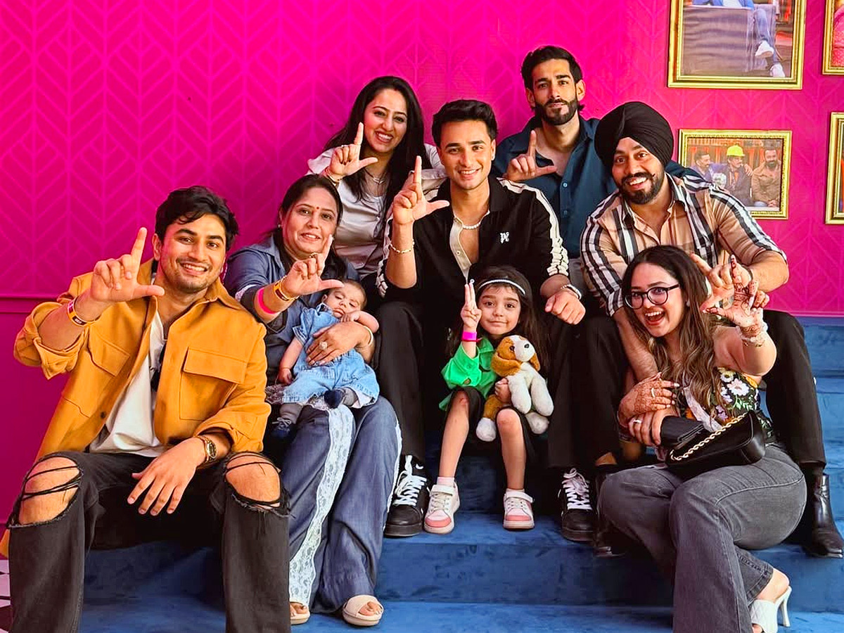 Abhishek Sharma, Rishabh Pant and Chahal shoot for New Episode with Sidhu Photos14