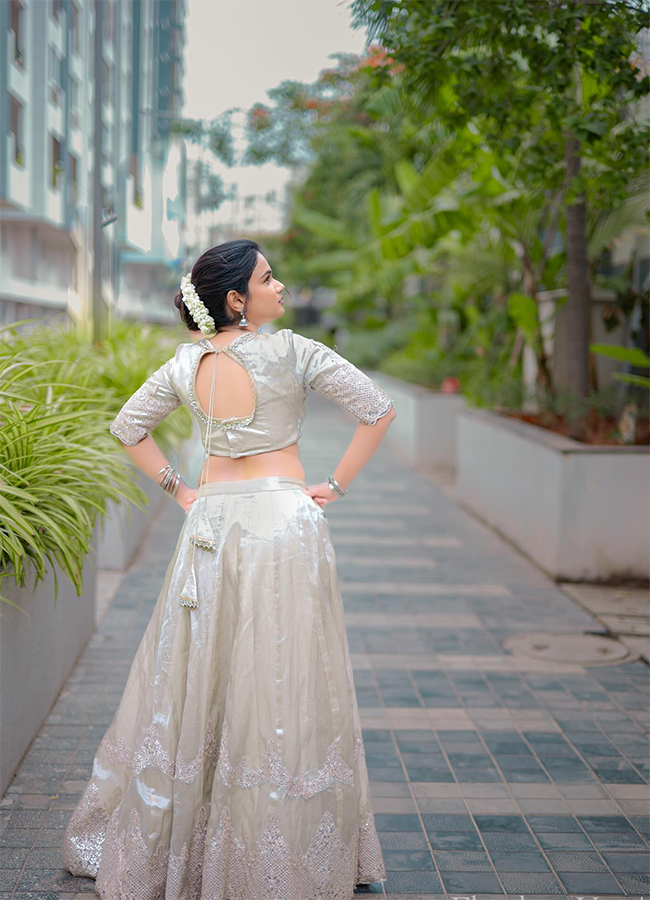 Bigg Boss Fame Ariyana Glory New Look Photos16