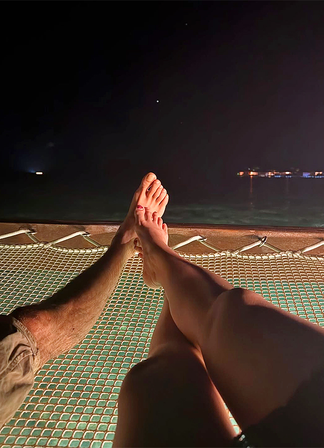 Keerthy Suresh Maldives Diaries with hubby Antony Thattil Photos7