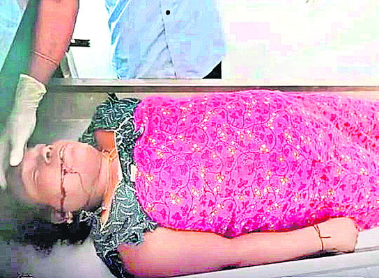 డ్వాక్రా మహిళ ఆత్మహత్య 2