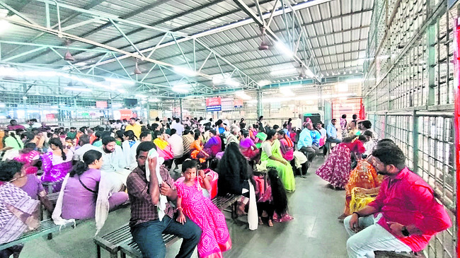 ఇంకెన్నాళ్లు..రేకుల కంపార్ట్మెంట్లు!1