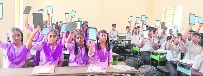 మెరుగుపడిన రహదారులు.. లంకలకు వంతెనలు2