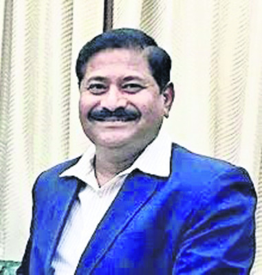 ప్రభుత్వ పాఠశాలలో చదివి ఐఏఎస్ అధికారిగా..2