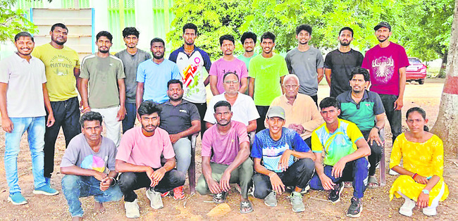 నారాయణ పాఠశాలపై చర్యలు తీసుకోవాలి 1