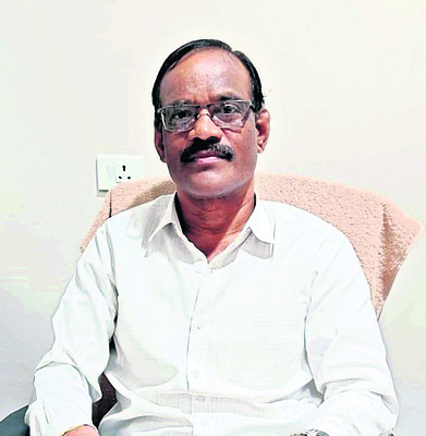 బడిగంట మోగింది..1