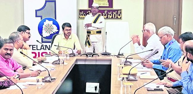 పరిశ్రమల స్థాపనకు ప్రోత్సాహం
1