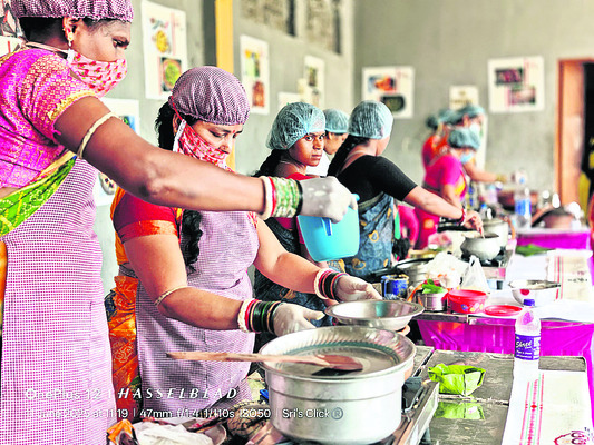 ఉత్సాహంగా పిండివంటల పోటీలు3