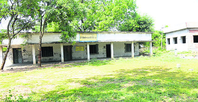 సెలవుకు టాటా 1
