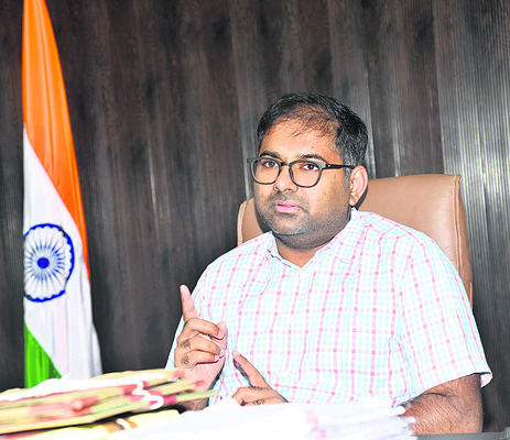 తొలిరోజు తీపిగురుతులెన్నో.. 1