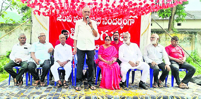 ఇంటింటికీ రేషన్ కొనసాగించాలి 1