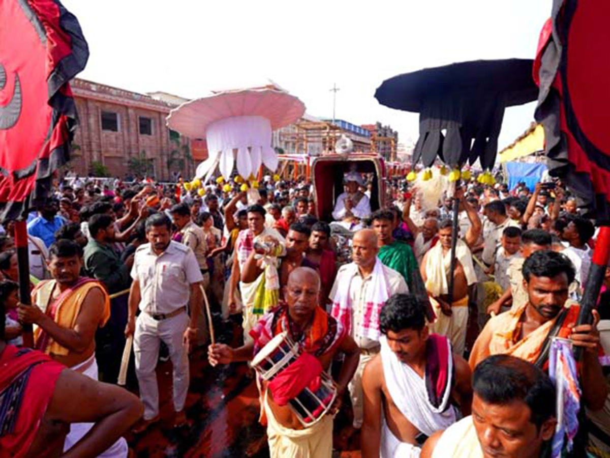 Snana Yatra Begins at Puri of Lord Jagannath Photos15