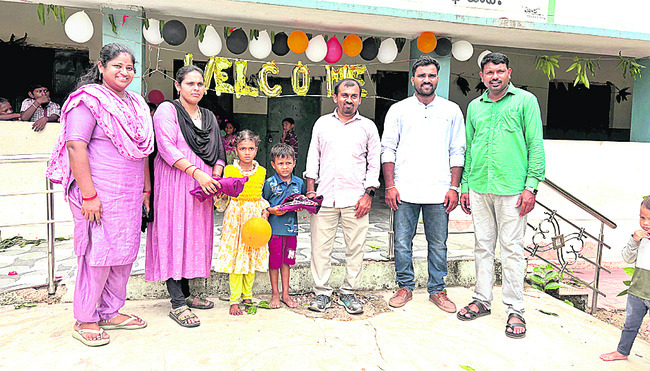 మోగిన బడిగంట1