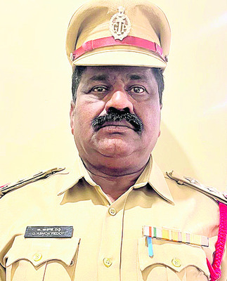 మహిళా ఠాణాకు పోలీస్ అధికారుల నియామకం 1
