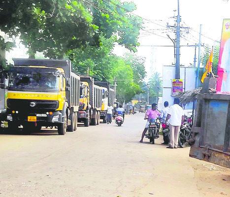 కూటమిలో తుని తగవు1