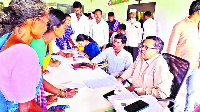 భూ సమస్యల పరిష్కారానికే సదస్సులు
1